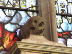 SX12354 Skull over Shakespear's bust.jpg